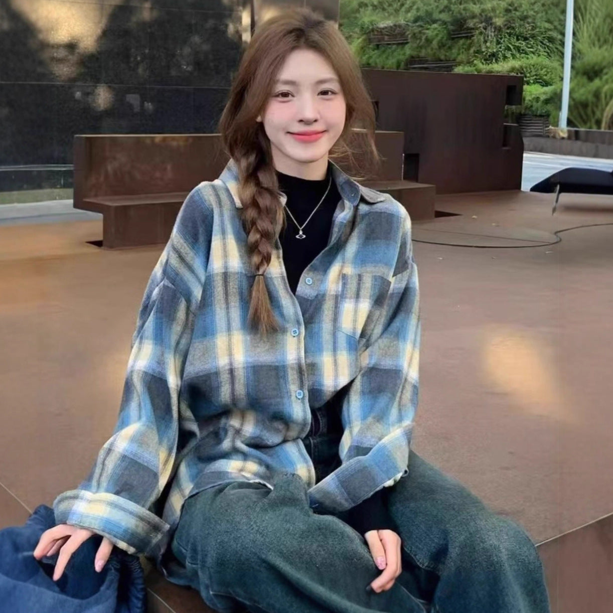 Women's Mid-length Retro Design Long Sleeve Shirt